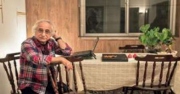 اعتماد به نقل از شمس لنگرودی: جهان به سمت عوام‌زدگی می‌رود