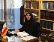 تقدیر از دو کارمند کتابخانه‌ی مجلس