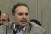توصیه های افشین علا به نویسندگان جوان: فقط کتاب بخوانید